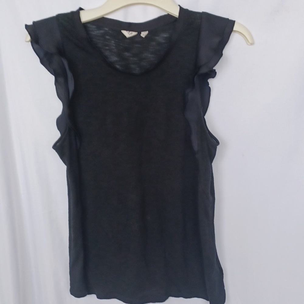 GAP Black Ruffled Cap Sleeve Blouse, Sz S, 19" PTP
